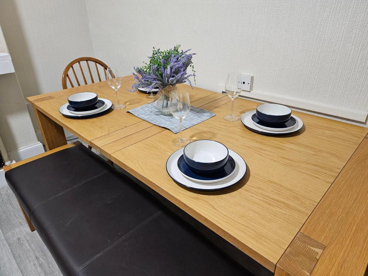 Skyline Queen'S Suites 203 Swansea Zewnętrze zdjęcie