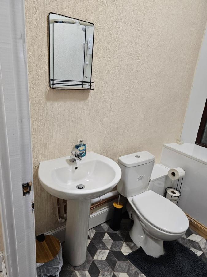 Skyline Queen'S Suites 203 Swansea Zewnętrze zdjęcie