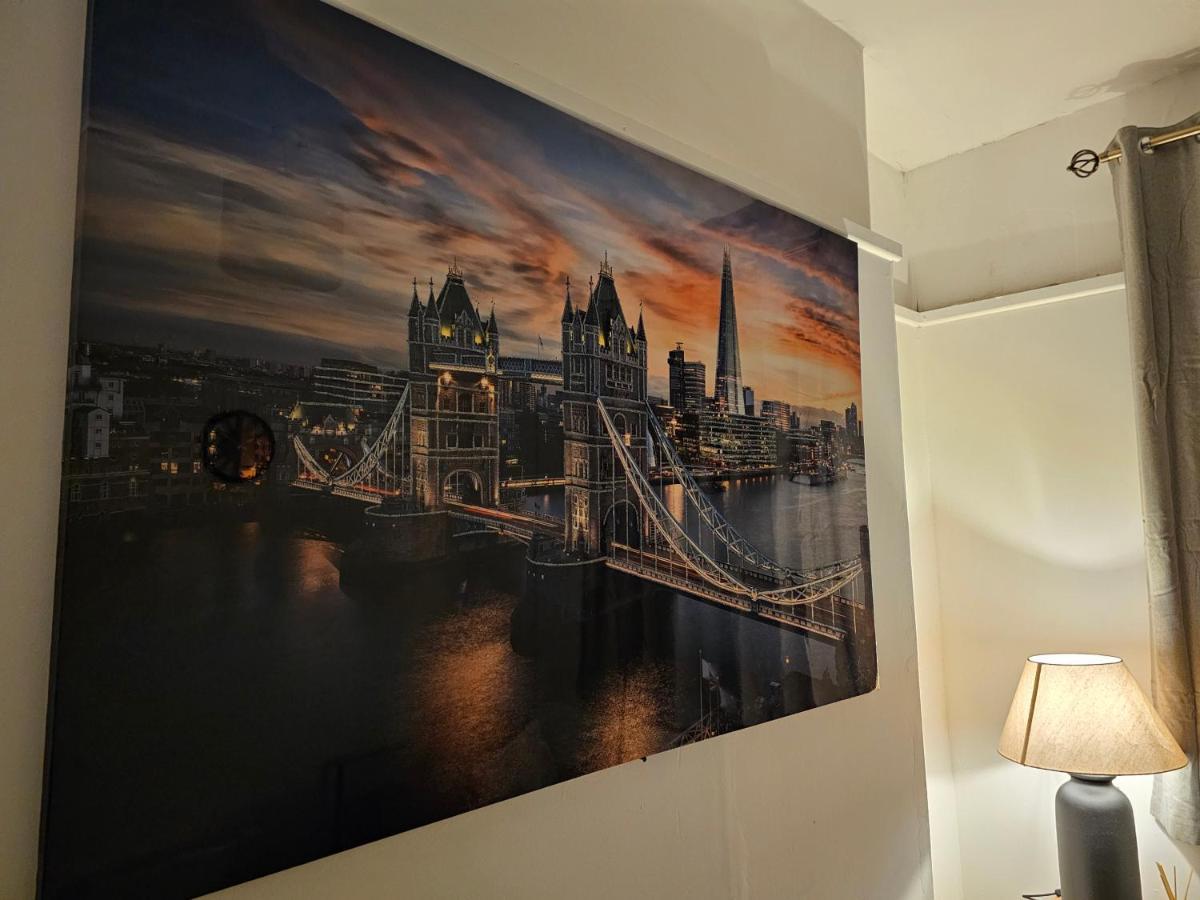Skyline Queen'S Suites 203 Swansea Zewnętrze zdjęcie
